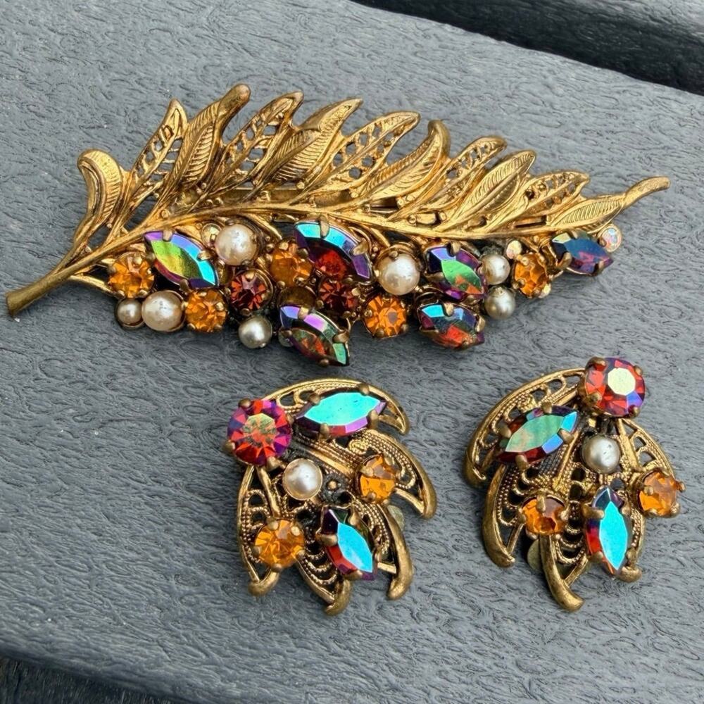 Vintage Germany Rhinestone & Gold Tone Leaf Brooch & Earrings set